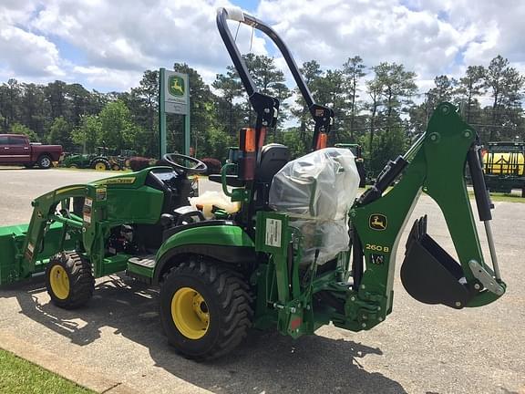 Image of John Deere 1025R equipment image 3