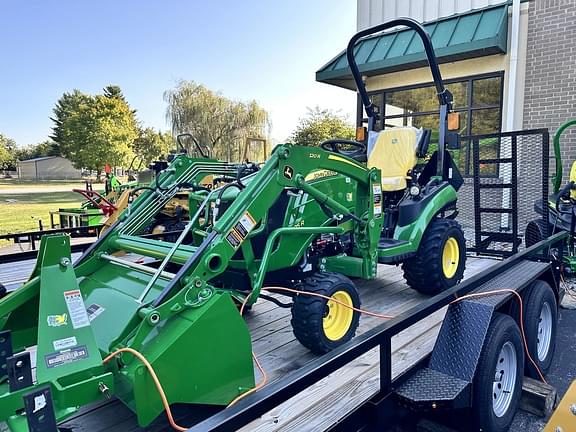 Image of John Deere 1025R equipment image 3