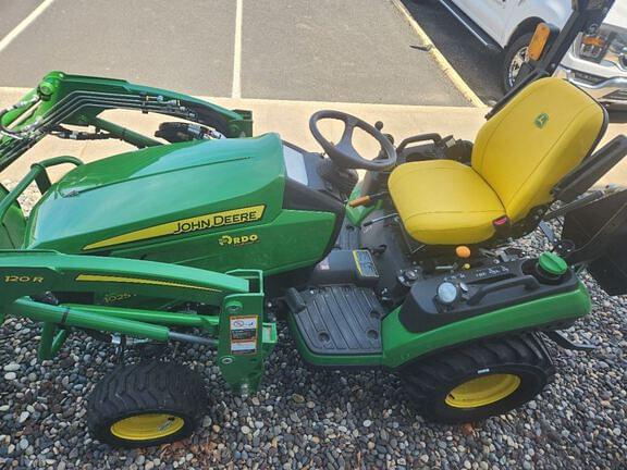 Image of John Deere 1025R equipment image 1