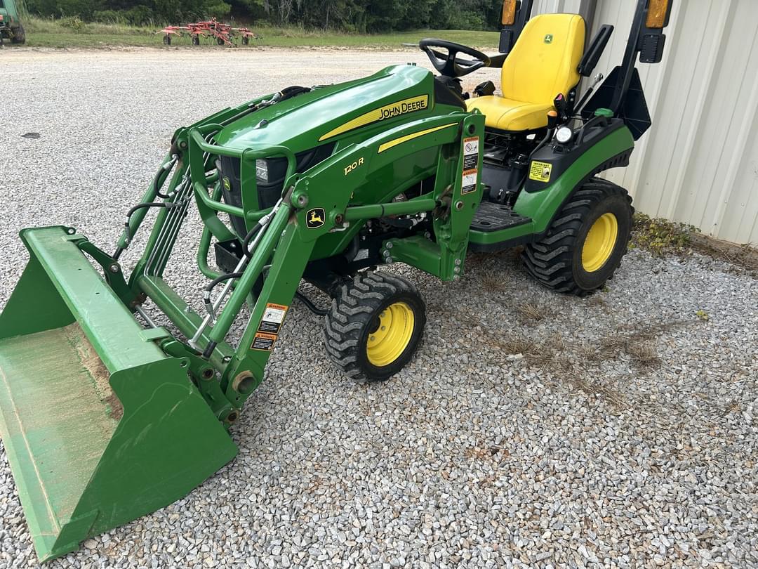 Image of John Deere 1025R Image 1