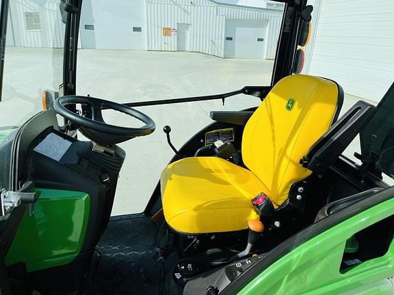 Image of John Deere 1025R equipment image 2