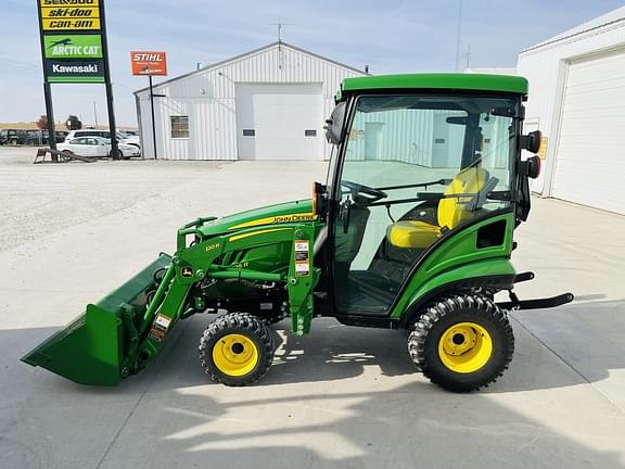 Image of John Deere 1025R Primary image