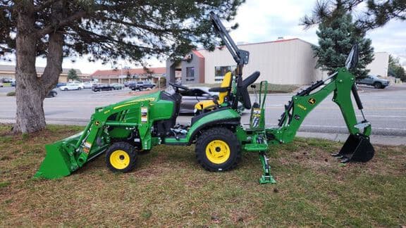 Image of John Deere 1025R equipment image 1