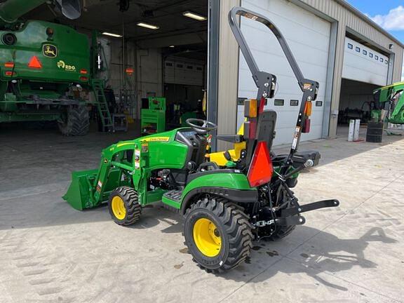 Image of John Deere 1025R equipment image 2