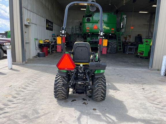 Image of John Deere 1025R equipment image 3