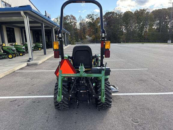 Image of John Deere 1025R equipment image 2