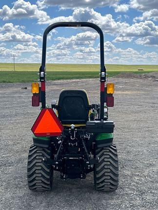 Image of John Deere 1025R equipment image 3