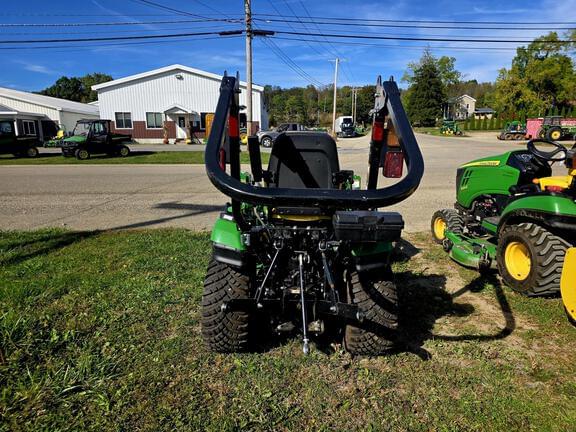 Image of John Deere 1025R equipment image 4