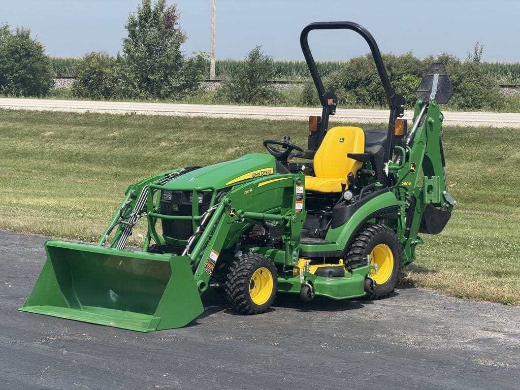 2023 John Deere 1025R Equipment Image0