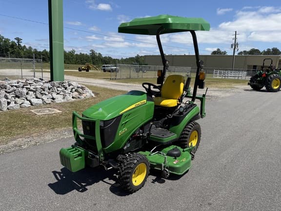 Image of John Deere 1025R equipment image 2
