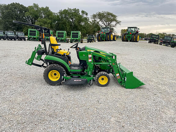 Image of John Deere 1025R equipment image 3