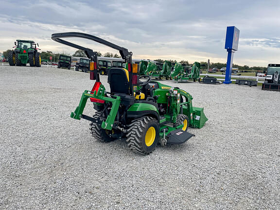 Image of John Deere 1025R equipment image 4