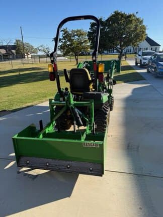 Image of John Deere 1025R equipment image 3