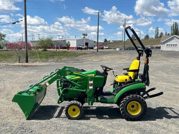 Image of John Deere 1025R equipment image 1