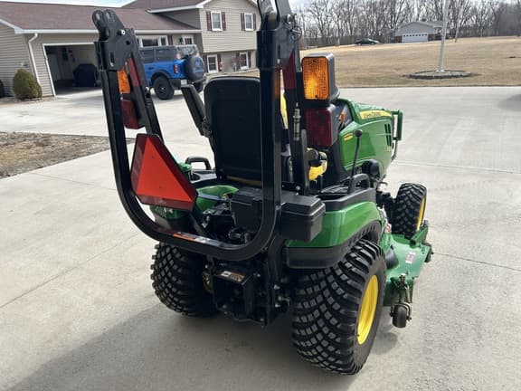 Image of John Deere 1025R equipment image 4