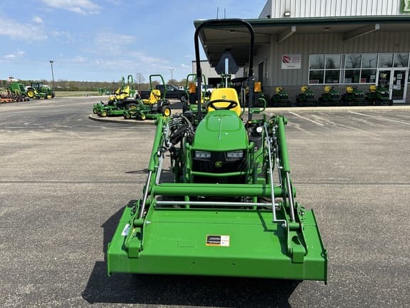 Image of John Deere 1025R equipment image 3
