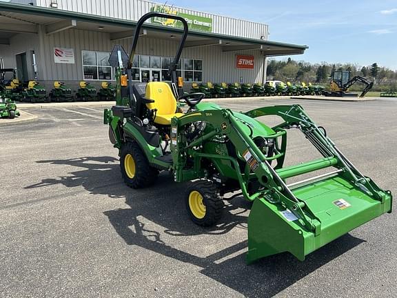 Image of John Deere 1025R equipment image 3