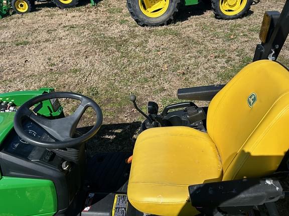 Image of John Deere 1025R equipment image 2