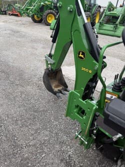 Image of John Deere 1025R equipment image 2