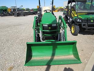 Main image John Deere 1025R 8