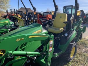 2023 John Deere 1025R Image