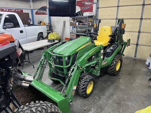 Image of John Deere 1025R equipment image 3