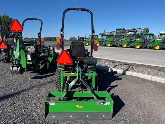 Image of John Deere 1025R equipment image 3