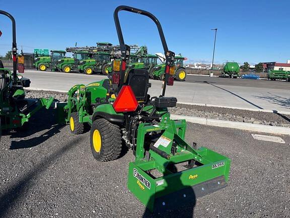 Image of John Deere 1025R equipment image 2