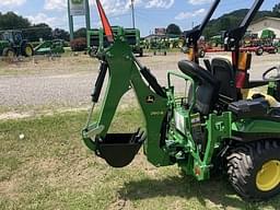 Image of John Deere 1025R equipment image 2