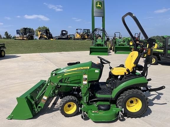 Image of John Deere 1025R equipment image 1