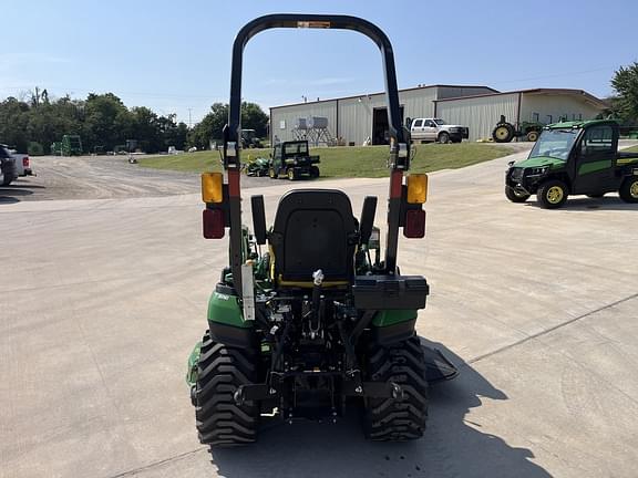 Image of John Deere 1025R equipment image 3