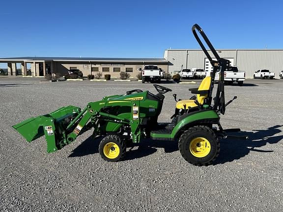 Image of John Deere 1025R equipment image 1