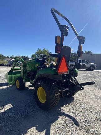 Image of John Deere 1025R equipment image 2