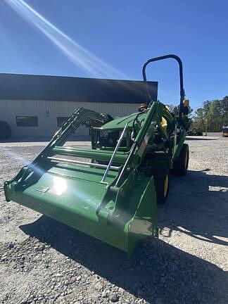 Image of John Deere 1025R equipment image 3