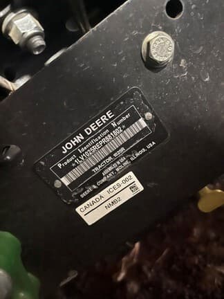 Image of John Deere 1025R equipment image 3