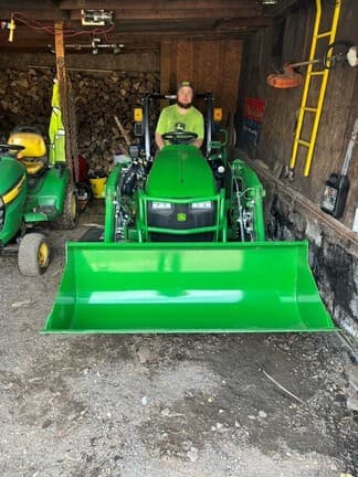 Image of John Deere 1025R equipment image 1
