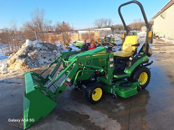 2023 John Deere 1025R Equipment Image0