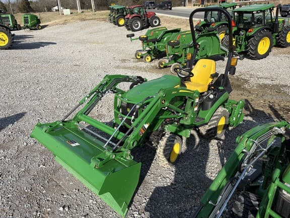 Image of John Deere 1025R equipment image 2