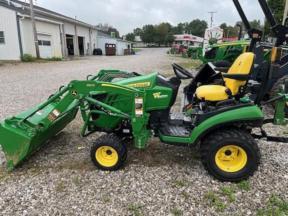 Image of John Deere 1025R equipment image 1