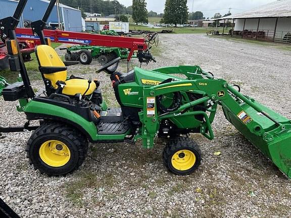 Image of John Deere 1025R equipment image 4