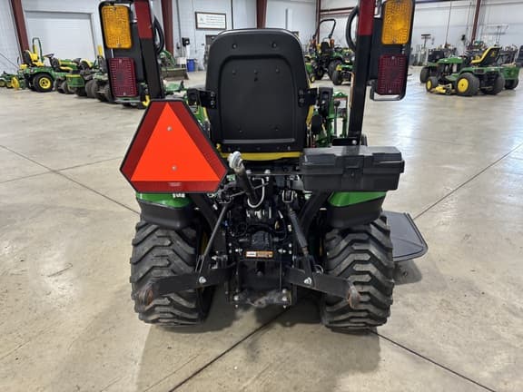 Image of John Deere 1025R equipment image 4