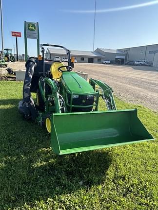 Image of John Deere 1025R equipment image 1