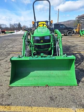 Image of John Deere 1025R equipment image 1