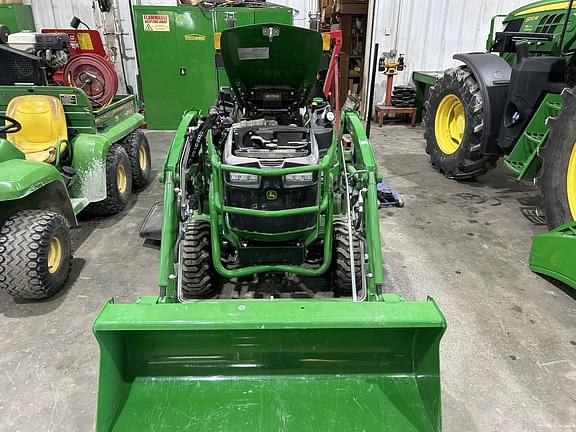 Image of John Deere 1025R equipment image 1