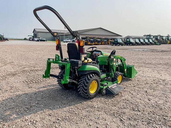 Image of John Deere 1025R equipment image 4