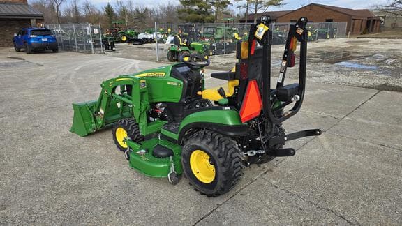 Image of John Deere 1025R equipment image 4