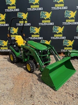 2023 John Deere 1025R Equipment Image0