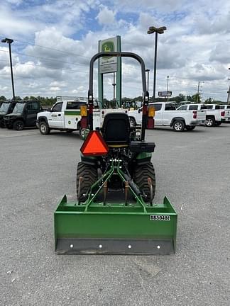 Image of John Deere 1025R equipment image 3