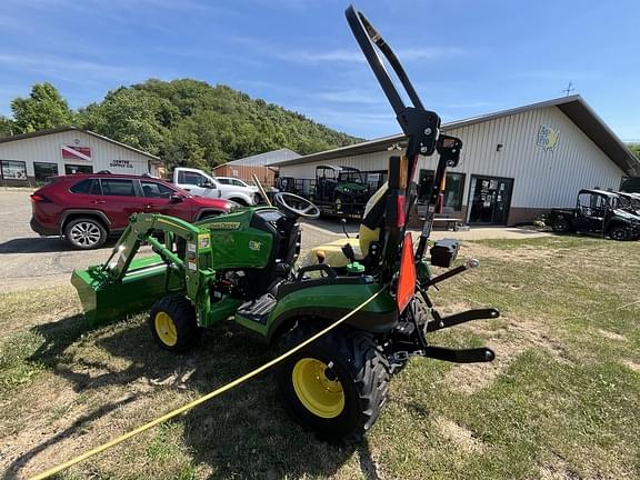 Image of John Deere 1025R equipment image 2