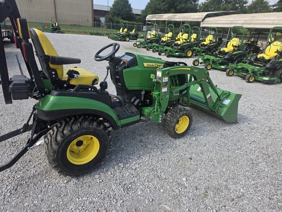 Image of John Deere 1025R equipment image 1